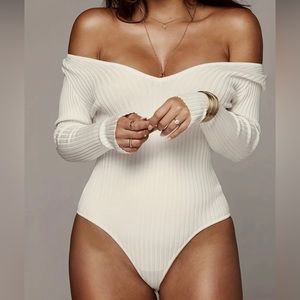 Women size large white ribbed off the shoulder body suit